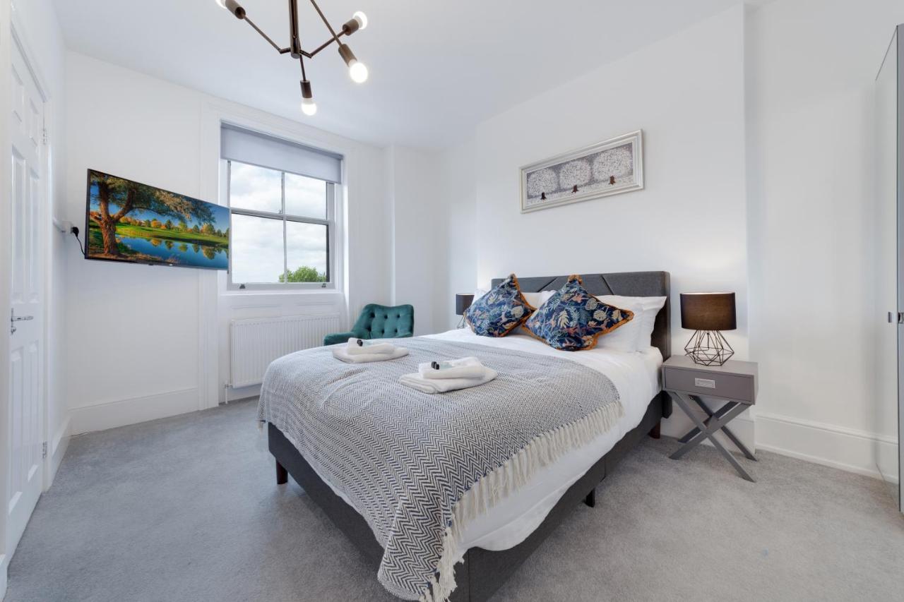 Suites By Rehoboth - M'Nuchah - Camden Road Londyn Zewnętrze zdjęcie